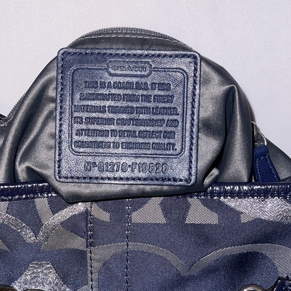 Vintage Coach optic metallic (Blue) Excellent condition - Picture 3 of 7